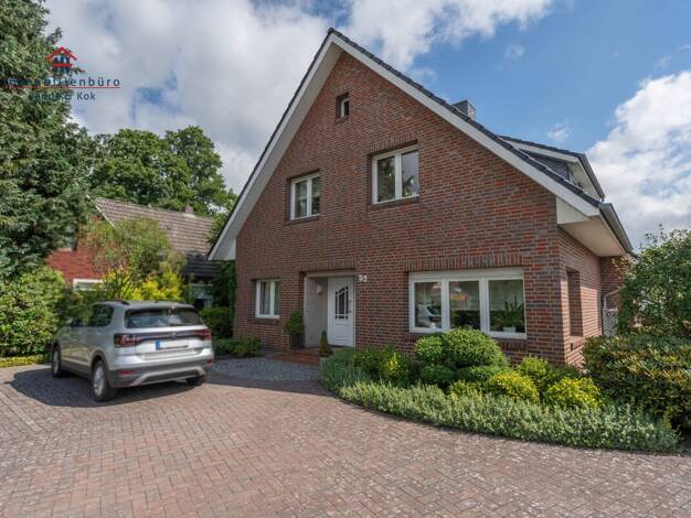 Mehrfamilienhaus zum Kauf 650.000 € 279,7 m² 5.603 m² Grundstück Friesoythe Friesoythe 26169