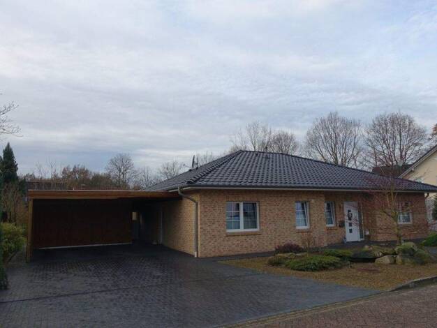 Bungalow zum Kauf 398.000 € 4 Zimmer 137 m² 1.073 m² Grundstück Barnstorf 49406