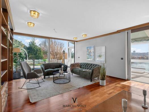 Einfamilienhaus zum Kauf 1.250.000 € 7,5 Zimmer 381 m² 1.950 m² Grundstück Nürtingen Nürtingen 72622
