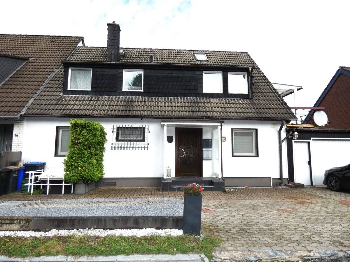 Mehrfamilienhaus zum Kauf 495.000 € 8 Zimmer 180 m²<br/>Wohnfläche 396 m²<br/>Grundstück Gruiten Haan 42781