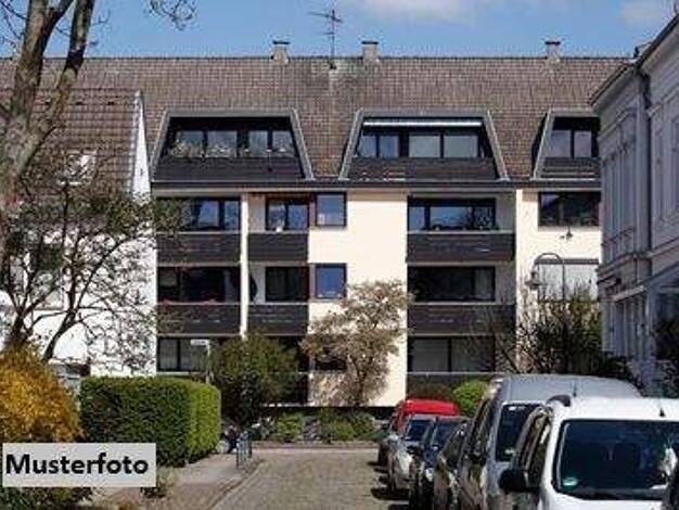 Mehrfamilienhaus zum Kauf 16.000 € 1 m² 925 m² Grundstück Lutherstadt Eisleben Eisleben 06295