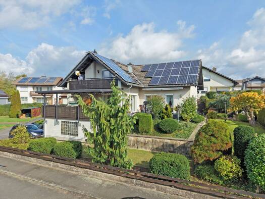 Einfamilienhaus zum Kauf 360.000 € 4,5 Zimmer 139,1 m² 648 m² Grundstück Ochshausen Lohfelden 34253