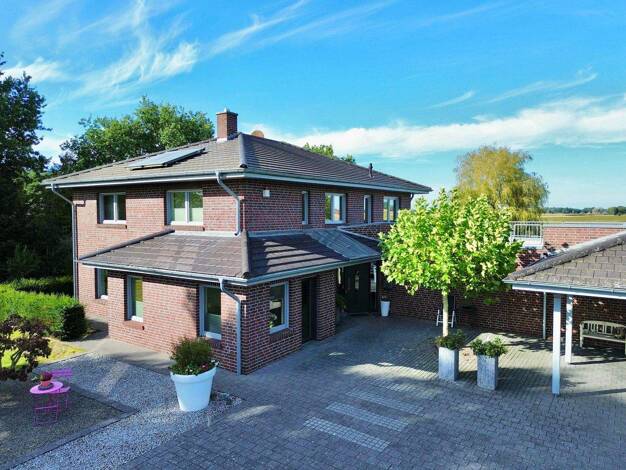 Einfamilienhaus zum Kauf 684.000 € 6 Zimmer 244 m² 2.953 m² Grundstück Emlichheim 49824