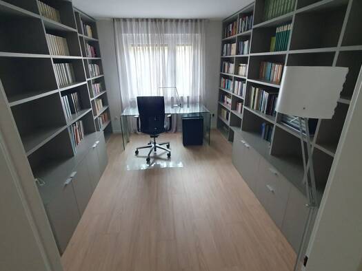 Wohnung zur Miete 1.250 € 3 Zimmer 78 m² Geschoss 2/3 frei ab sofort Sebald Nürnberg 90403