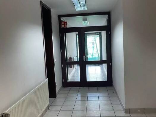 Laden zur Miete 3.300 € 4 Zimmer Echternach 6468