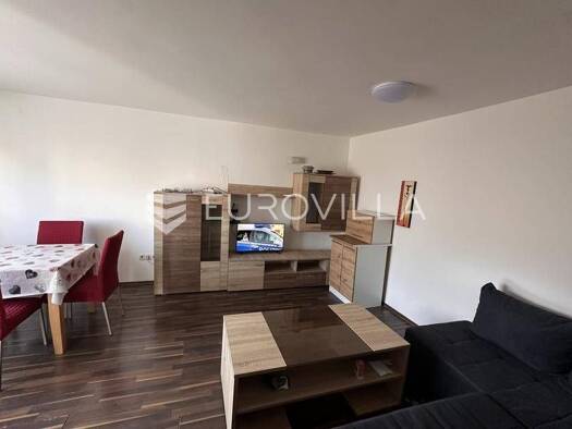 Studio zur Miete 700 € 1 Zimmer 52 m² 3. Geschoss Precko Jarun - Precko