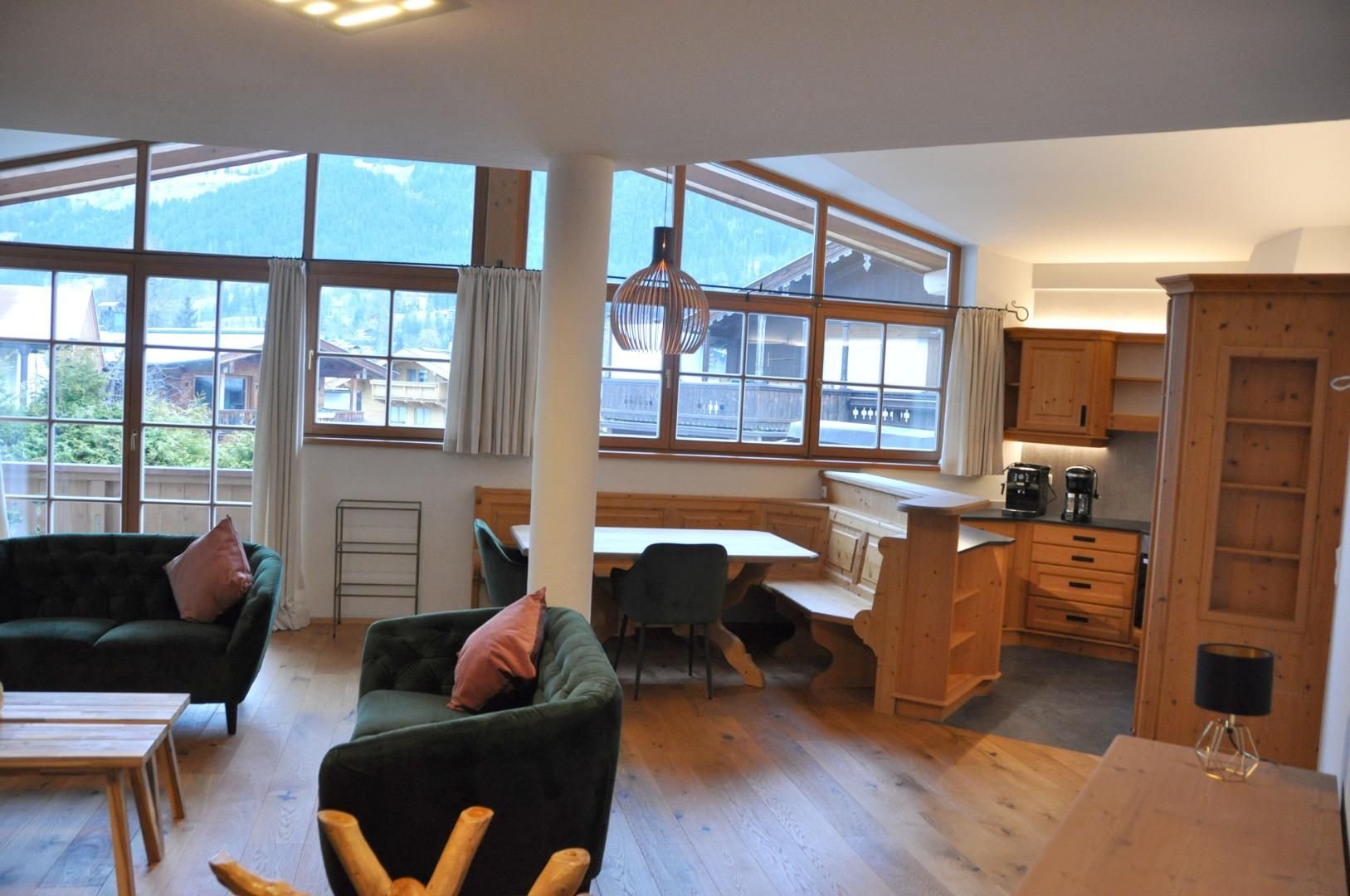 Wohnung zur Miete 3.630 € 3 Zimmer 131 m²<br/>Wohnfläche ab sofort<br/>Verfügbarkeit Kitzbühel 6370