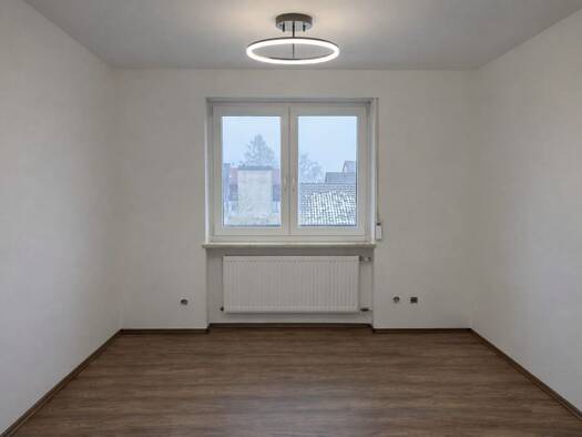 Wohnung zur Miete 1.100 € 3,5 Zimmer 92 m² Geschoss EG/3 frei ab 01.05.2026 Eugenbach Altdorf 84032