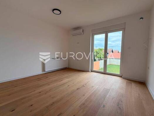 Wohnung zum Kauf - Erstbezug 105.000 € 1 Zimmer 39 m² 1. Geschoss Čepin Čepin 31431