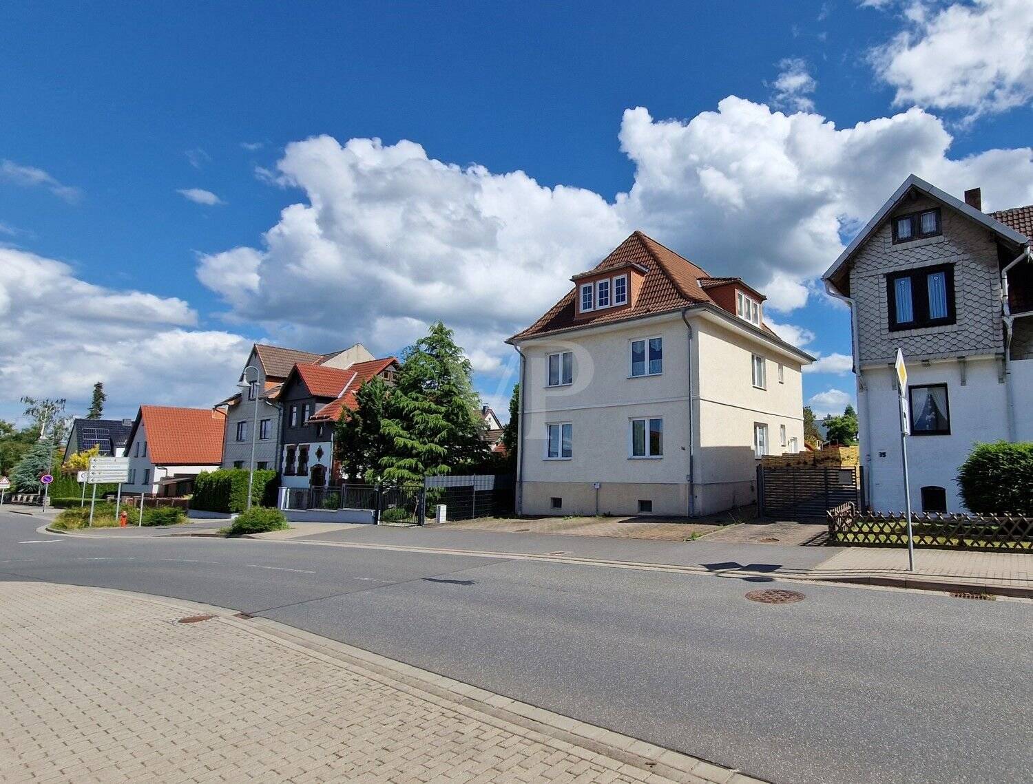 Stadthaus zum Kauf 9 Zimmer 185 m²<br/>Wohnfläche 1.359 m²<br/>Grundstück Bleicherode Bleicherode 99752