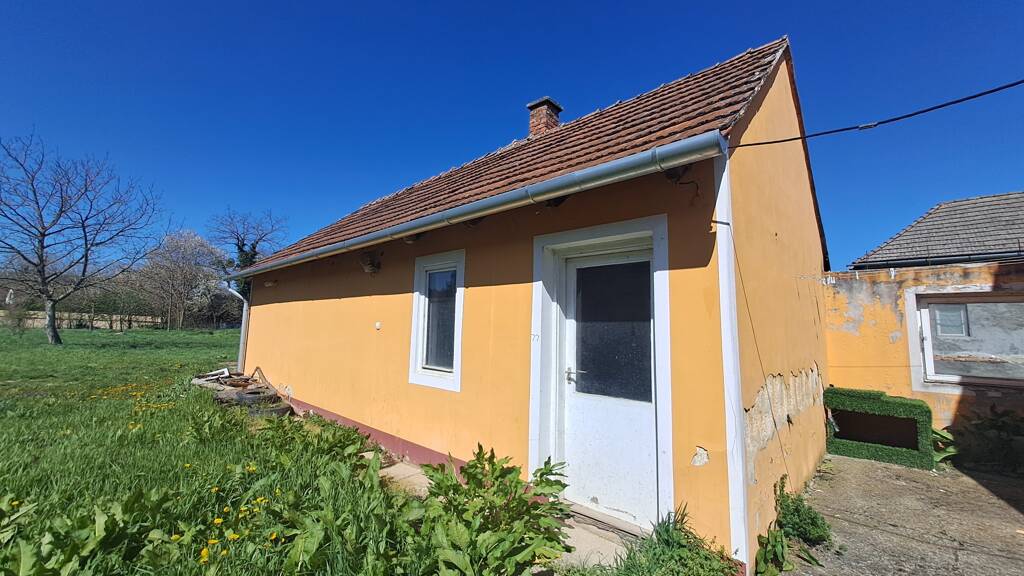 Einfamilienhaus zum Kauf 40.000 € 3 Zimmer 100 m² 4.155 m² Grundstück frei ab sofort Tornyiszentmiklos