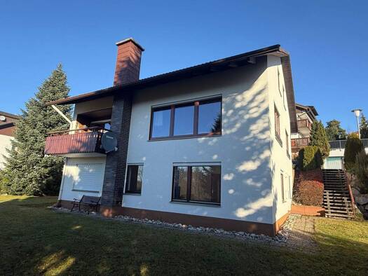 Mehrfamilienhaus zum Kauf 348.000 € 9,5 Zimmer 205 m² 743 m² Grundstück Stadtgebiet Sankt Georgen 78112