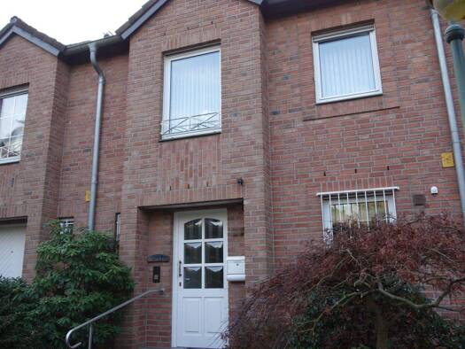 Reihenmittelhaus zur Miete 2.000 € 4 Zimmer 132 m² 183 m² Grundstück frei ab sofort Holthausen Düsseldorf 40589