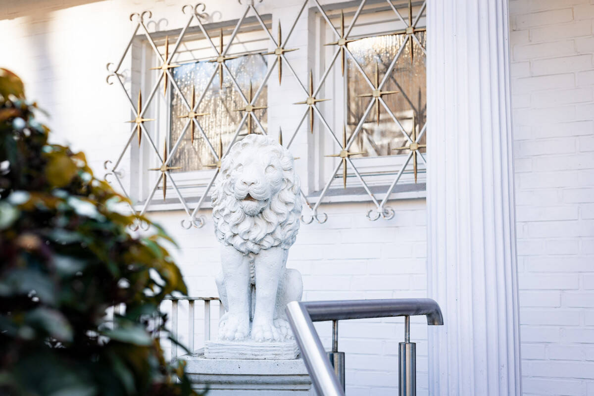 Property thumbnail 9