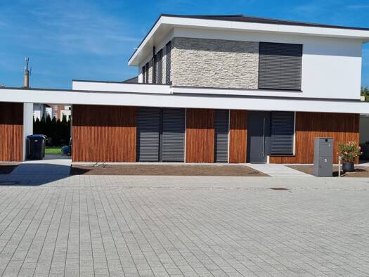 Haus zum Kauf 1.500.000 € 650 m² Grundstück Kleinmachnow 14532