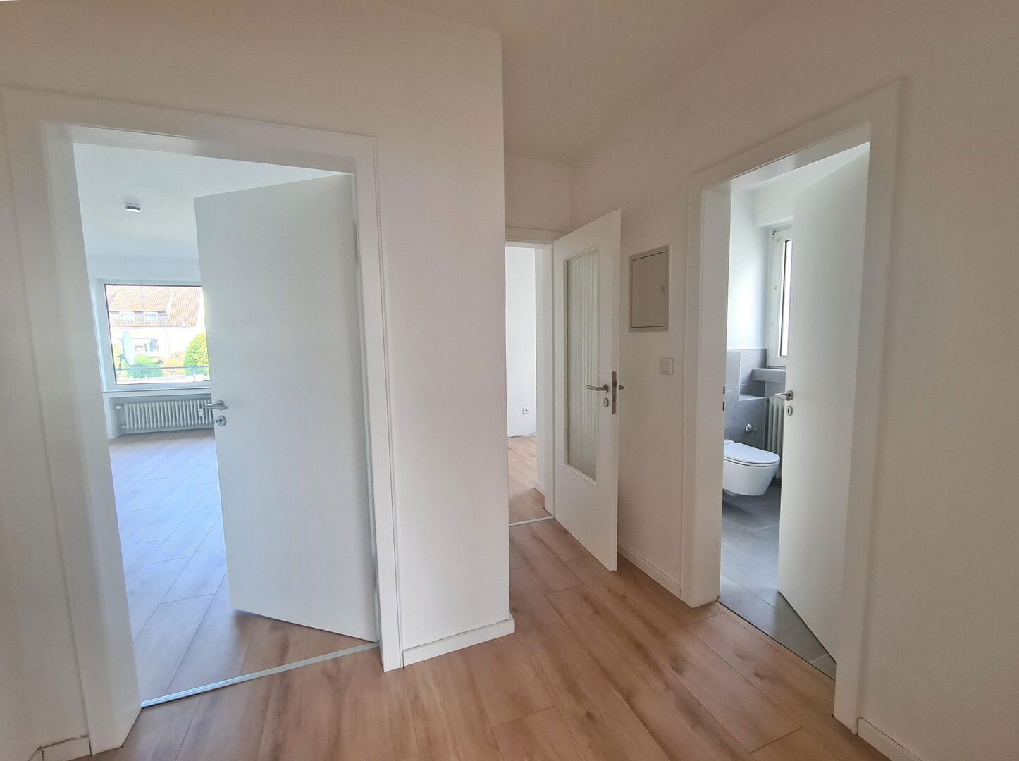 Wohnung zur Miete 595 € 2 Zimmer 65 m²<br/>Wohnfläche 1.<br/>Geschoss 01.01.2025<br/>Verfügbarkeit Bad Salzuflen Bad Salzuflen 32105