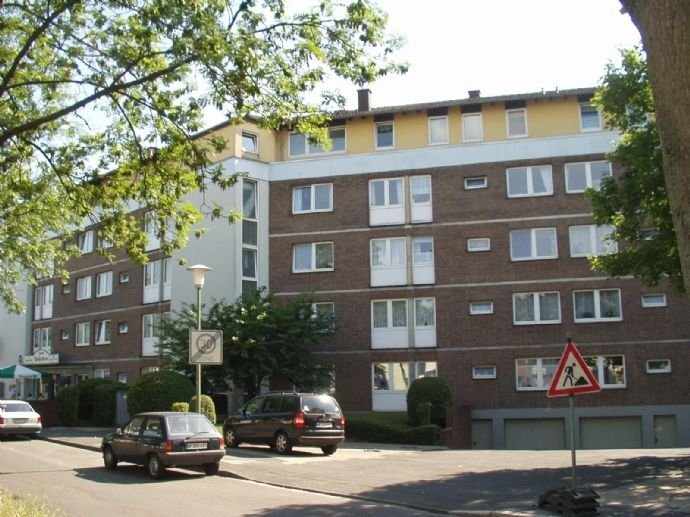 Wohnung zur Miete 685 € 3 Zimmer 74 m²<br/>Wohnfläche 2.<br/>Geschoss 01.01.2025<br/>Verfügbarkeit Berghäuschensweg 190 Gnadental Neuss 41468