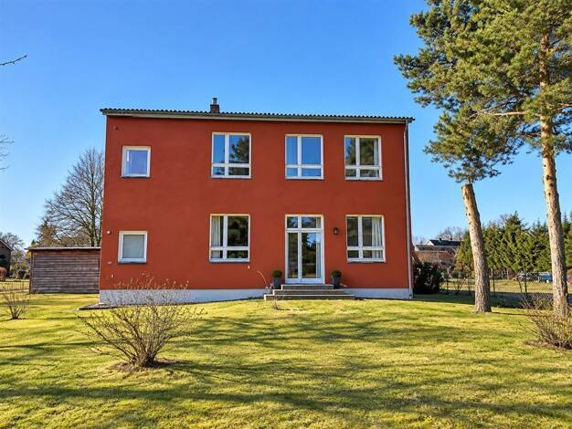 Haus zum Kauf 890.000 € 4 Zimmer 304,2 m² 3.842 m² Grundstück frei ab sofort Warthe Boitzenburger Land 17268