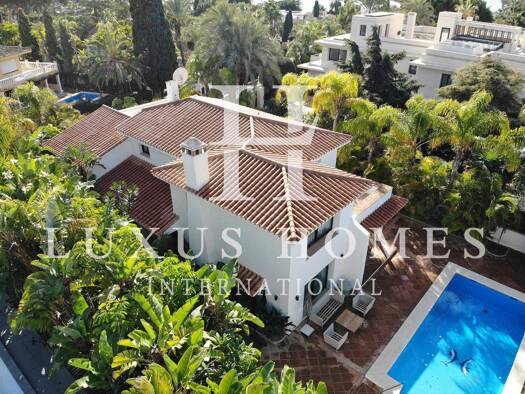 Villa zum Kauf provisionsfrei als Kapitalanlage geeignet 4.498.000 € 5 Zimmer 381 m² 799 m² Grundstück Marbella