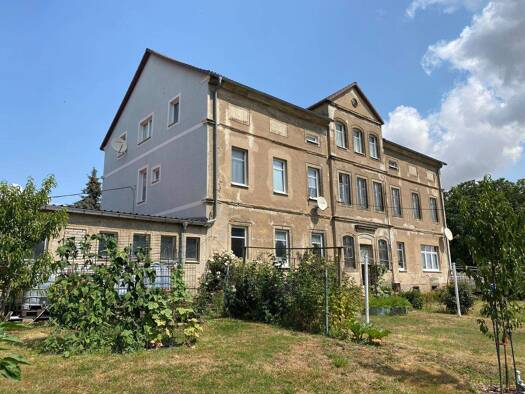 Einfamilienhaus zum Kauf 150.000 € 40 Zimmer 647 m² 7.010 m² Grundstück Wuhnitz Lommatzsch 01623
