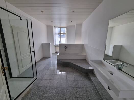 Wohnung zur Miete 1.200 € 2,5 Zimmer 81 m² Geschoss 1/3 frei ab sofort Hauptstraße 37 Oeffingen Fellbach 70736