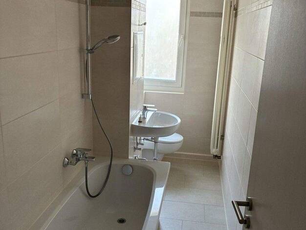 Wohnung zur Miete 438 € 3 Zimmer 62,5 m² EG Linzer Straße 45 Süd Dessau-Roßlau 06849