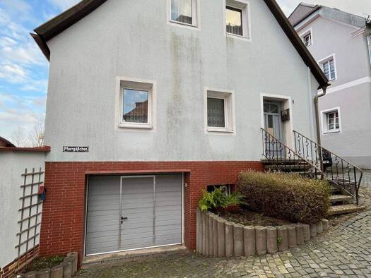 Einfamilienhaus zum Kauf 222.000 € 5 Zimmer 139 m² 289 m² Grundstück frei ab sofort Pfarrgäßchen 1 Weidenberg 95466