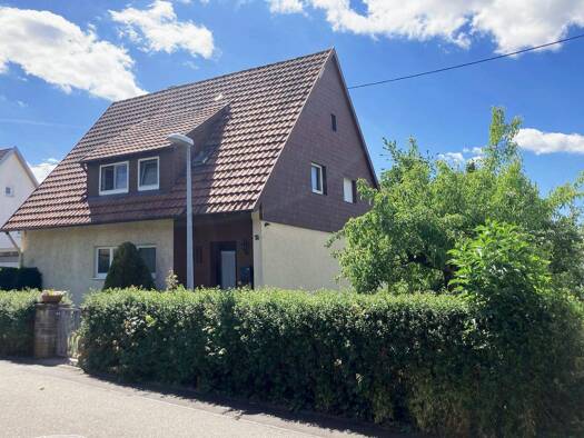 Einfamilienhaus zum Kauf 380.000 € 6 Zimmer 130 m² 750 m² Grundstück frei ab sofort Güglingen 74363