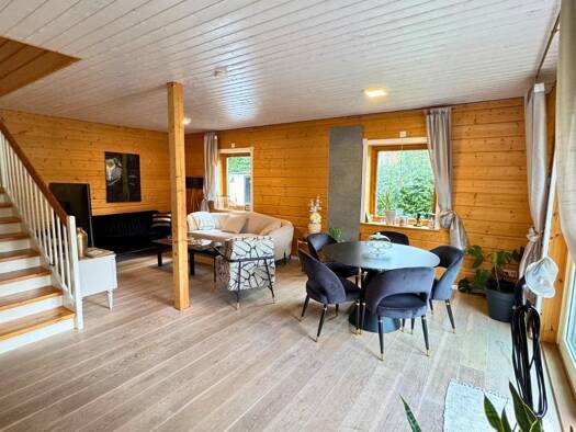 Wohnung zur Miete 1.100 € 2 Zimmer 82 m² Geschoss 2/2 frei ab 15.06.2026 Elmshorn 25335