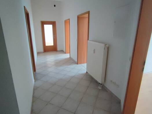 Wohnung zur Miete 445 € 3 Zimmer 88,8 m² EG frei ab sofort Stadtmitte Plauen 08523