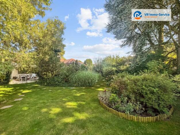 Bungalow zum Kauf 629.000 € 3 Zimmer 165 m² 895 m² Grundstück Heuchelhof Würzburg 97084