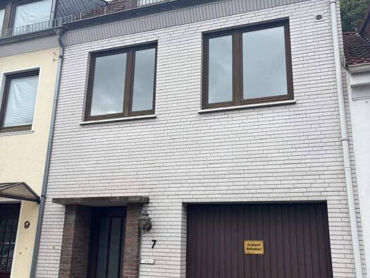 Reihenmittelhaus zum Kauf 279.000 € 5 Zimmer 122 m² 122 m² Grundstück frei ab sofort Drakenburger Str. 7 Hastedt Bremen 28207