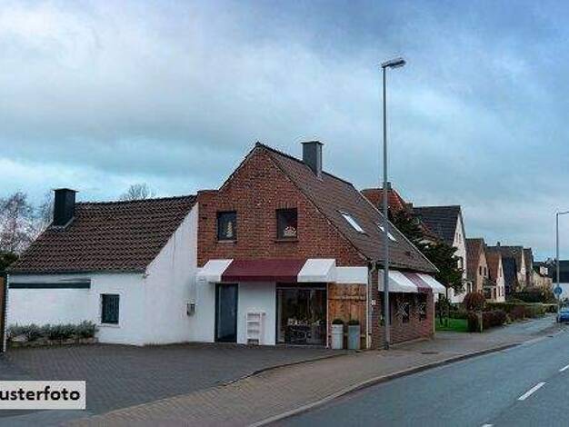 Mehrfamilienhaus zum Kauf als Kapitalanlage geeignet 525.000 € 19 Zimmer 282 m² 628 m² Grundstück Ebingen Albstadt-Ebingen 72458