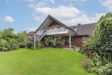 Mehrfamilienhaus zum Kauf als Kapitalanlage geeignet 585.000 € 7 Zimmer 179 m² 821 m² Grundstück Gütersloh Gütersloh 33332