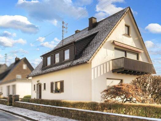 Einfamilienhaus zum Kauf 275.000 € 7 Zimmer 158 m² 618 m² Grundstück Betzdorf 57518