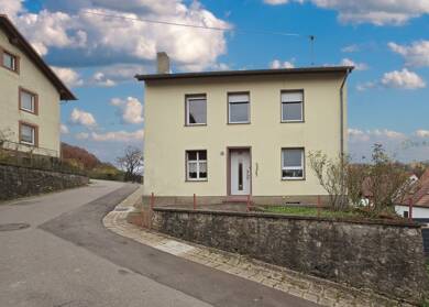 Bauernhaus zum Kauf 179.000 € 6,5 Zimmer 135 m² 593 m² Grundstück Silwingen Merzig 66663