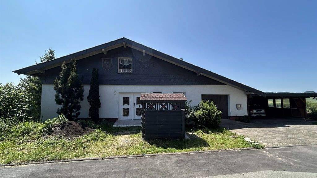 Einfamilienhaus zum Kauf 199.000 € 6 Zimmer 199 m² 1.324 m² Grundstück Neukirchen Lichtenfels-Neukirchen 35104