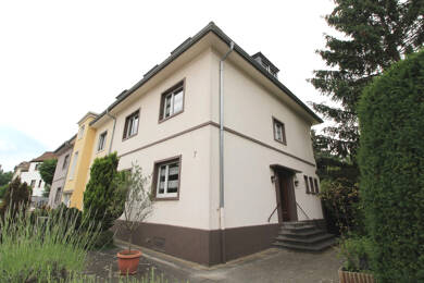 Reihenendhaus zur Miete 1.860 € 7 Zimmer 200 m² 300 m² Grundstück Süd Ludwigshafen am Rhein 67061
