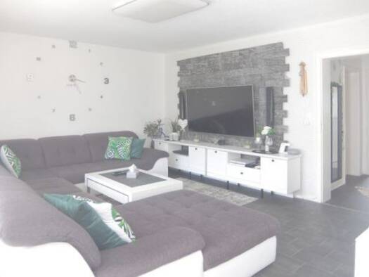 Wohnung zum Kauf 385.000 € 3 Zimmer 75 m² Neutraubling 93073