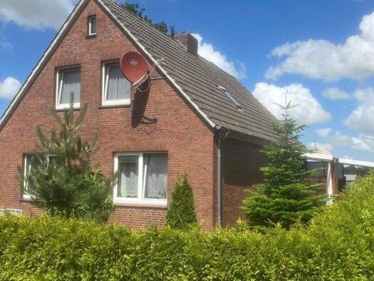 Einfamilienhaus zur Miete 850 € 3 Zimmer 110 m² frei ab 01.05.2026 Dunum 26427