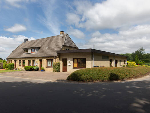 Doppelhaushälfte zum Kauf 339.000 € 9 Zimmer 293,9 m² 947 m² Grundstück Winnemark 24398