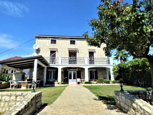 Einfamilienhaus zum Kauf 1.600.000 € 9 Zimmer 791 m² Grundstück Umag 52470