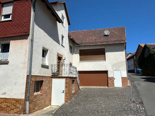 Haus zum Kauf provisionsfrei 125.000 € 9 Zimmer 239 m² 255 m² Grundstück Obervorschütz Gudensberg 34281