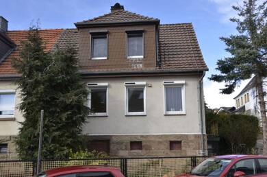 Doppelhaushälfte zum Kauf provisionsfrei 165.000 € 5 Zimmer 95 m² 348 m² Grundstück Spohrweg 26 Elgershausen Schauenburg 34270