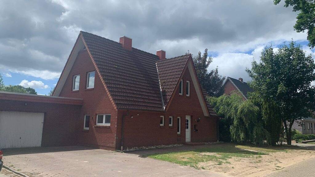 Einfamilienhaus zum Kauf 6 Zimmer 180 m² 1.250 m² Grundstück Gehlenberg Friesoythe 26169