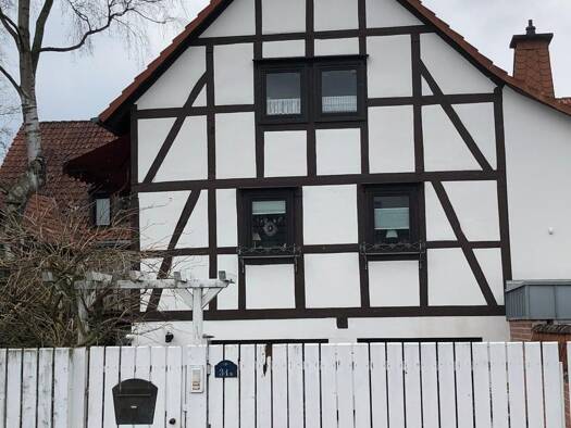Mehrfamilienhaus zum Kauf provisionsfrei 890.000 € 20 Zimmer 640 m² 1.000 m² Grundstück frei ab sofort Bahnhofstraße 34 a Bad Arolsen Bad Arolsen 34454