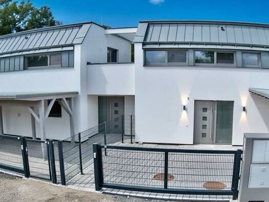 Doppelhaushälfte zur Miete - Erstbezug 2.273 € 3 Zimmer 96 m² 250 m² Grundstück Guntramsdorf 2353