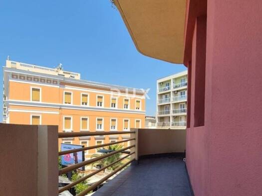 Wohnung zur Miete 4 Zimmer 136 m² 2. Geschoss Nin