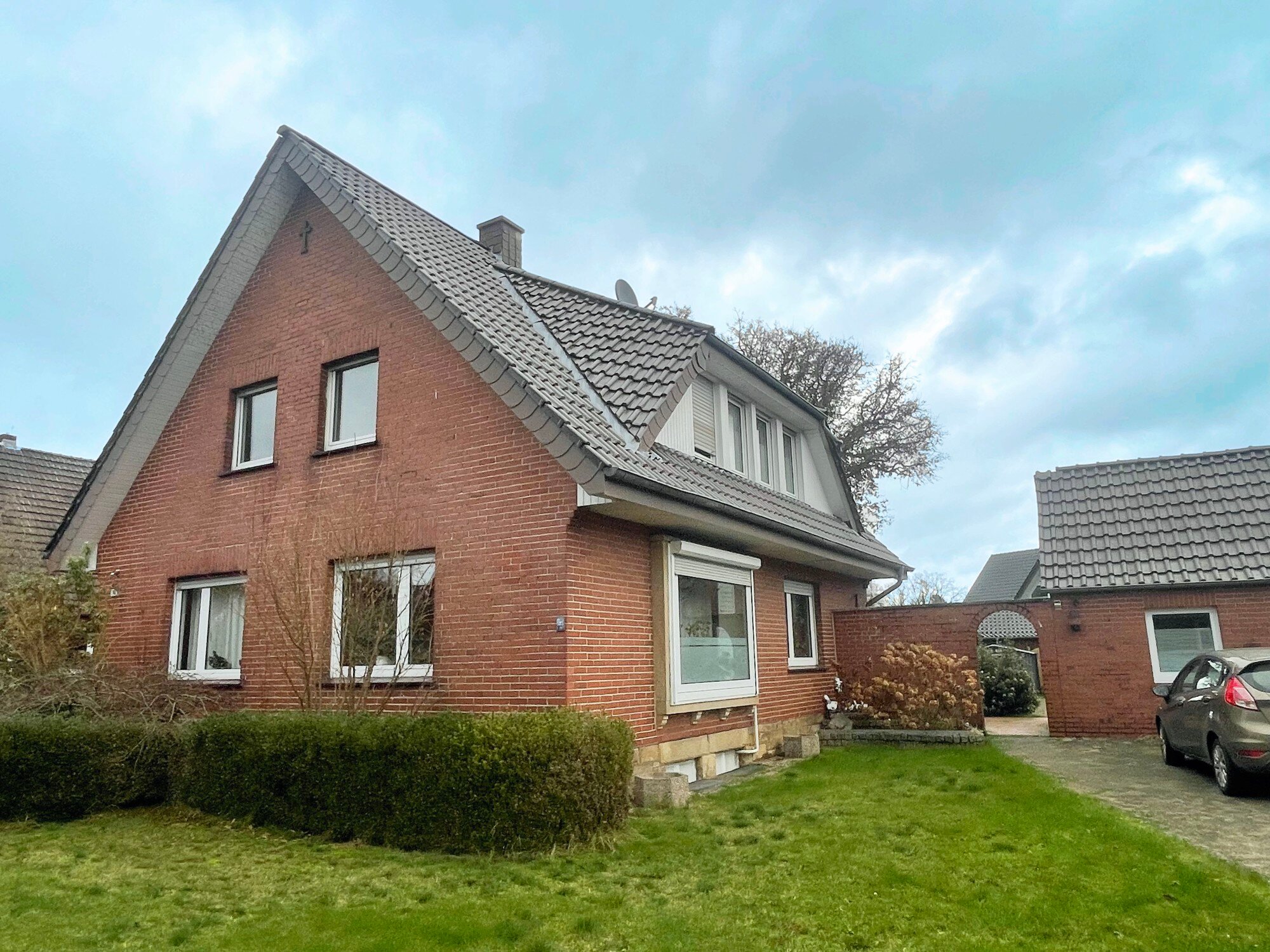 Einfamilienhaus zum Kauf 249.000 € 4 Zimmer 142,4 m²<br/>Wohnfläche 869 m²<br/>Grundstück Recke Recke 49509