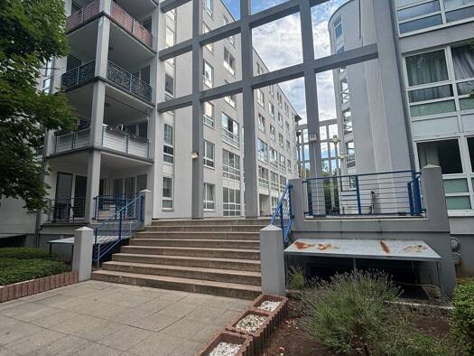 Wohnung zur Miete 300 € 1 Zimmer 25 m² 5 Geschosse frei ab sofort St Johann Saarbrücken 66111